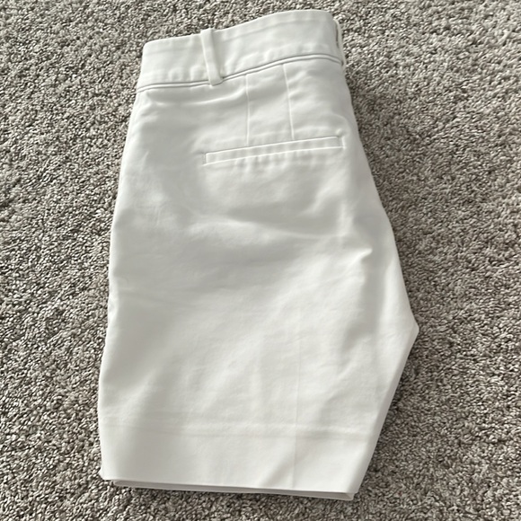 White House Black Market White Cotton/Polyester Shorts - Picture 5 of 6